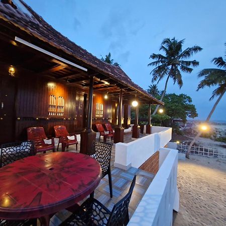 Seabreeze Marari Apartment Alappuzha Екстериор снимка